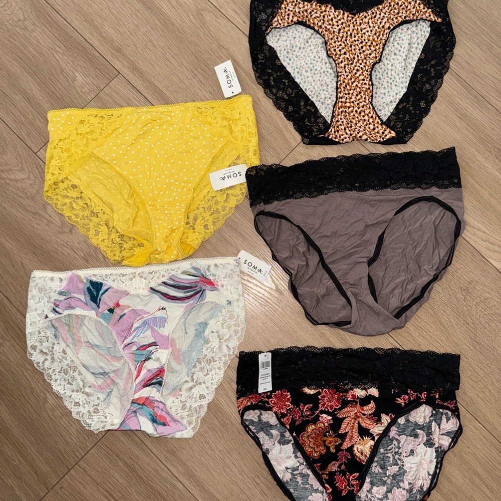 Soma Lace Trim BIKINI panties - Yellow, Black, Gray, Multicolor